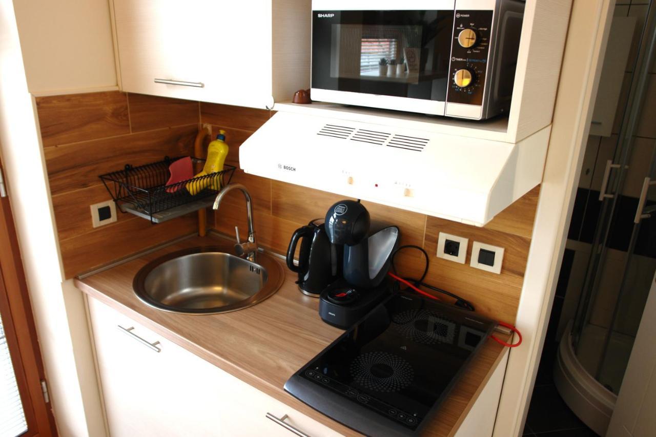 Mini Studio ชาโคเว็ค ภายนอก รูปภาพ
