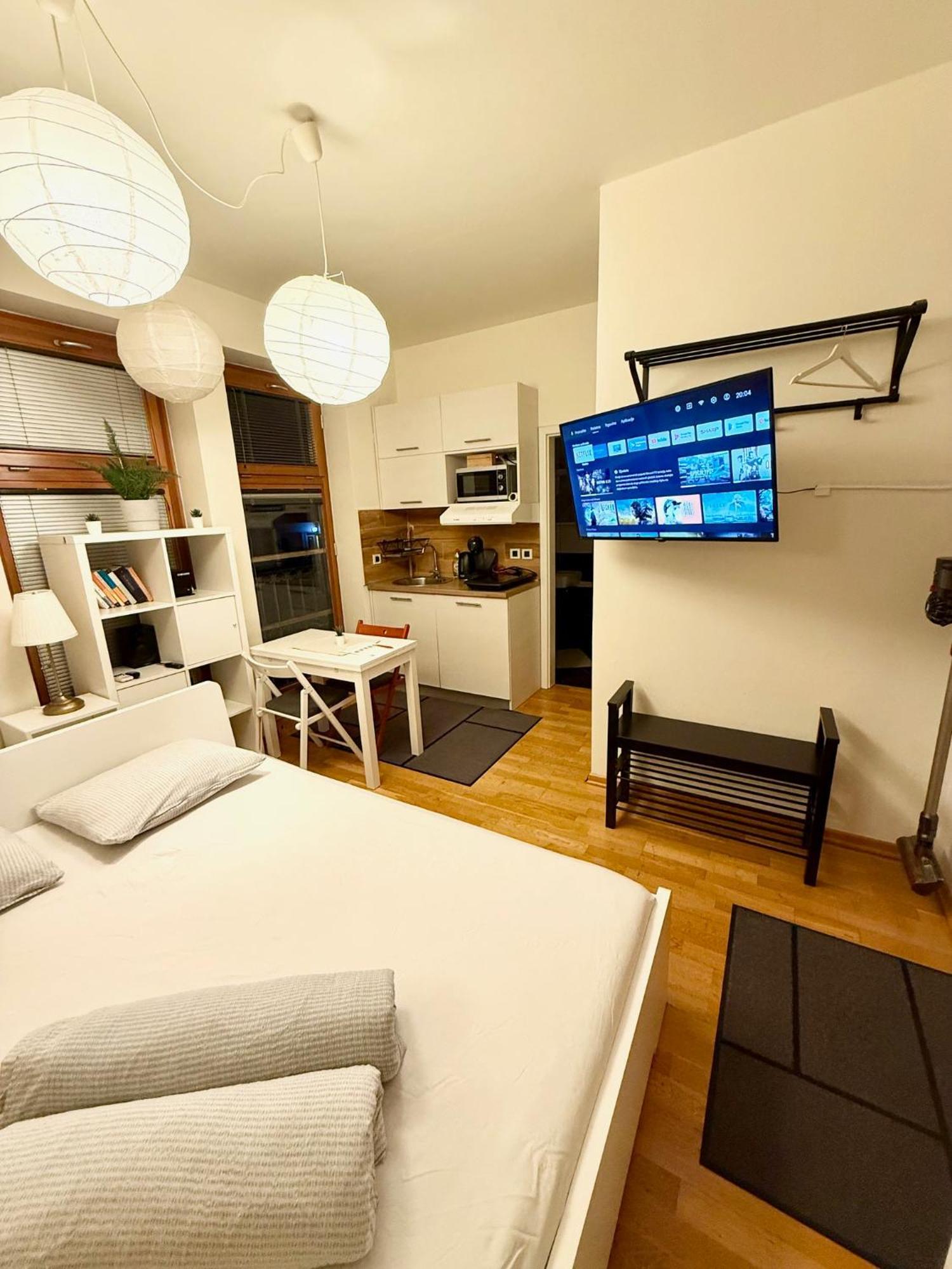 Mini Studio ชาโคเว็ค ภายนอก รูปภาพ